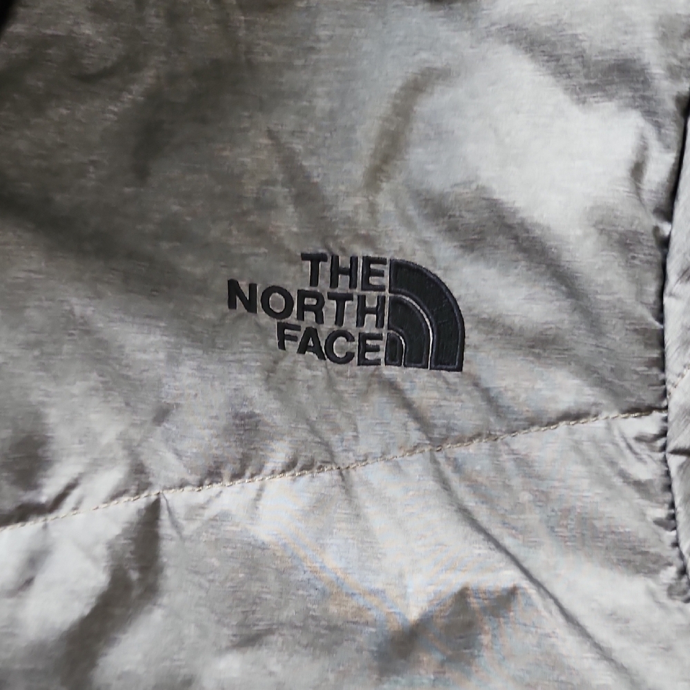 The North Face Green Puffer Jacket Quilted Insulation - Picture 3 of 4